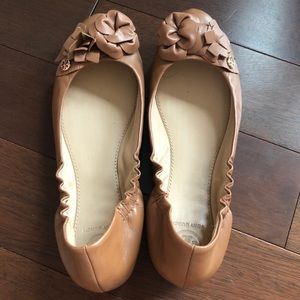 Tory Burch flats size 7. Worn once
